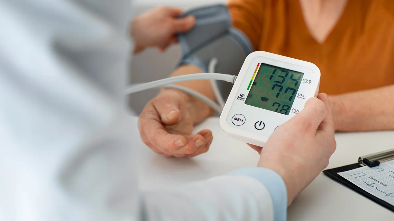 Heart Health and Blood Pressure Control: Simple Ways to Keep Your Heart Happy
