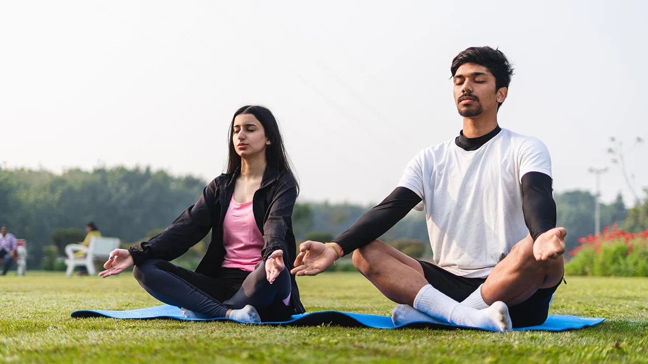 10 Daily Habits for a Healthy Lifestyle (Simple & Powerful)
